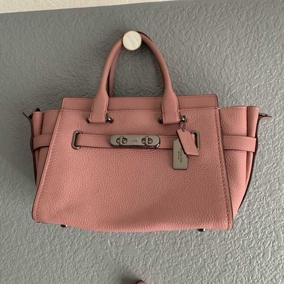 Purses - Picture 4 of 6